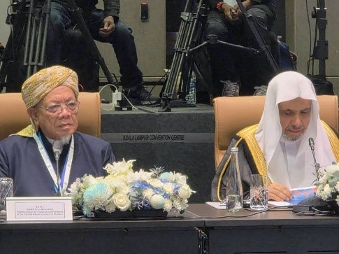จุฬาราชมนตรีเข้าร่วมประชุมผู้นำศาสนาระดับโลก และการประชุมนักวิชาการมุสลิมแห่งเอเชียตะวันออกเฉียงใต้ ณ ประเทศมาเลเซีย