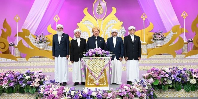 จุฬาราชมนตรีถวายพระพรชัยเนื่องในโอกาสวันเฉลิมพระชนมพรรษา สมเด็จพระนางเจ้า ฯ พระบรมราชินี